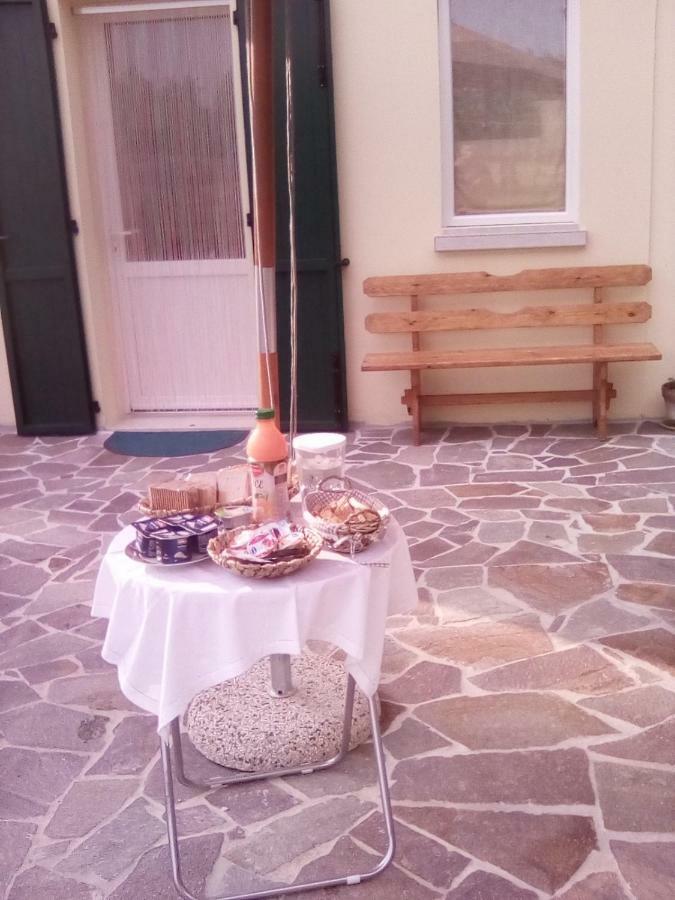 Borgo Tarapino Hotel Ferrara Buitenkant foto